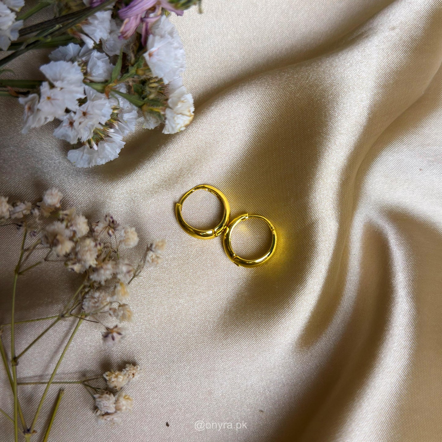 Vintage Gold Hoop Stud Earrings