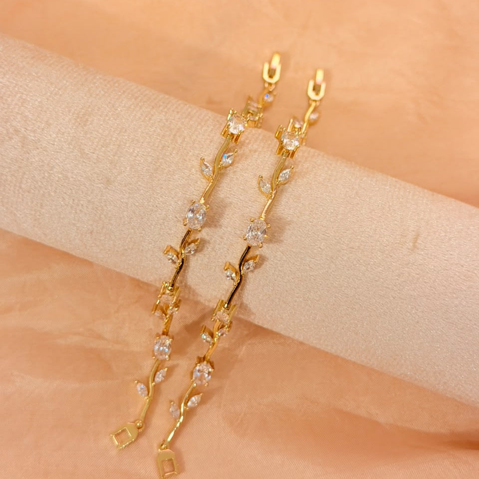 White Tulip Bracelet