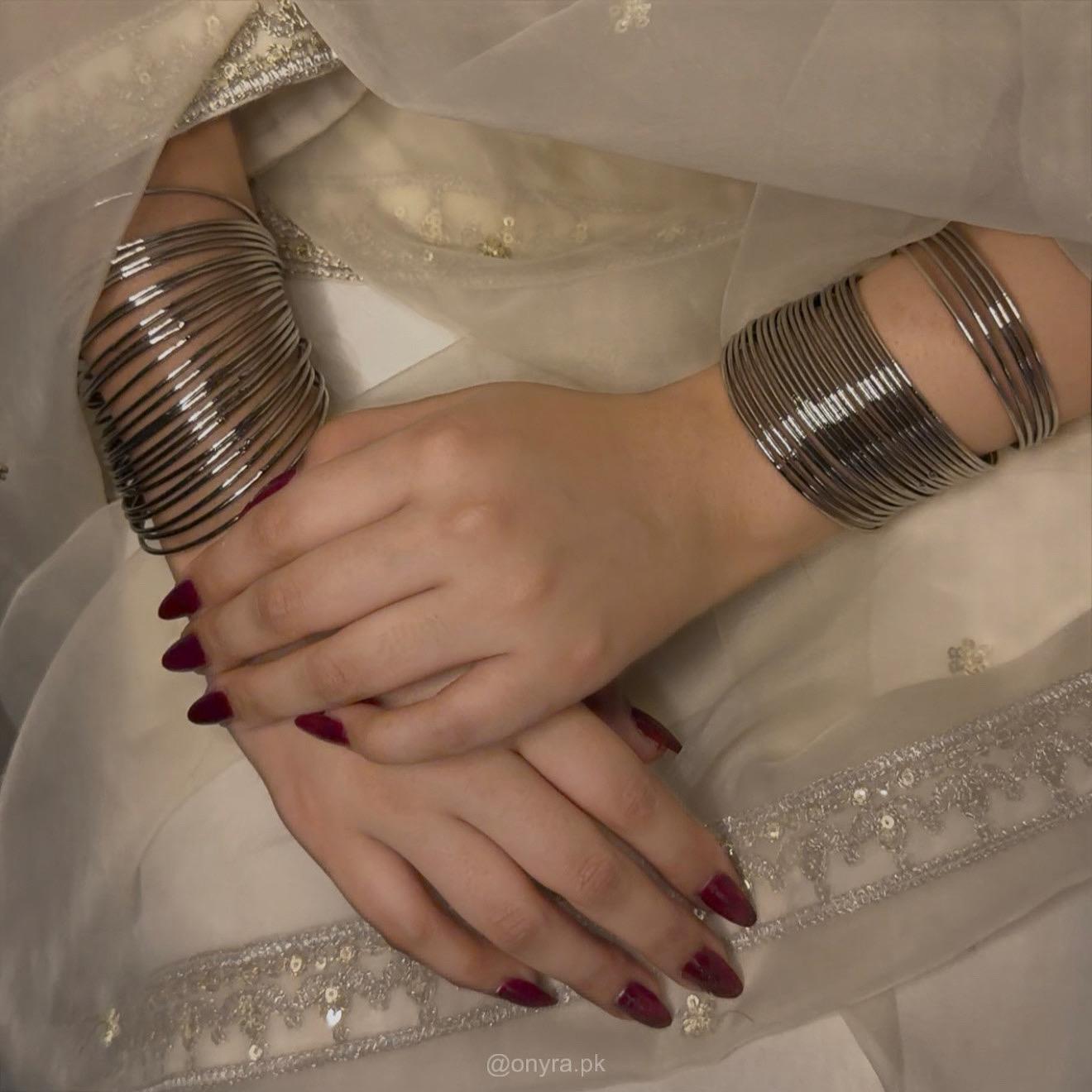 Classic Plain Metal Bangles