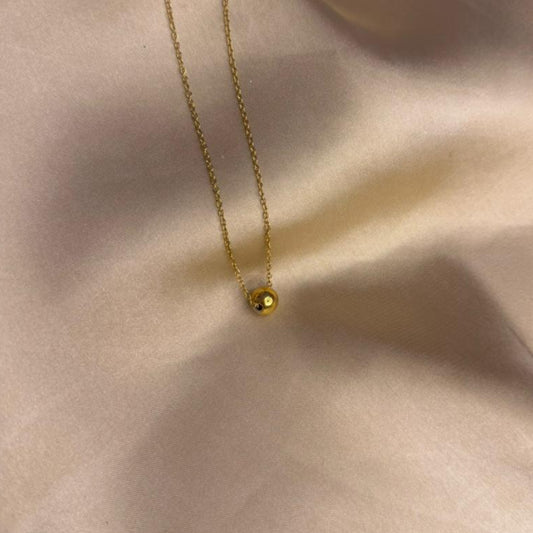 Minimal Bead Pendant Necklace
