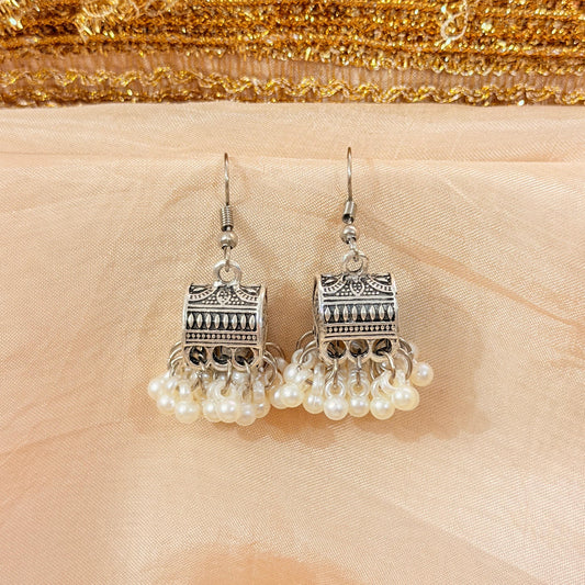 Engraved Mini Box Pearl Jhumka