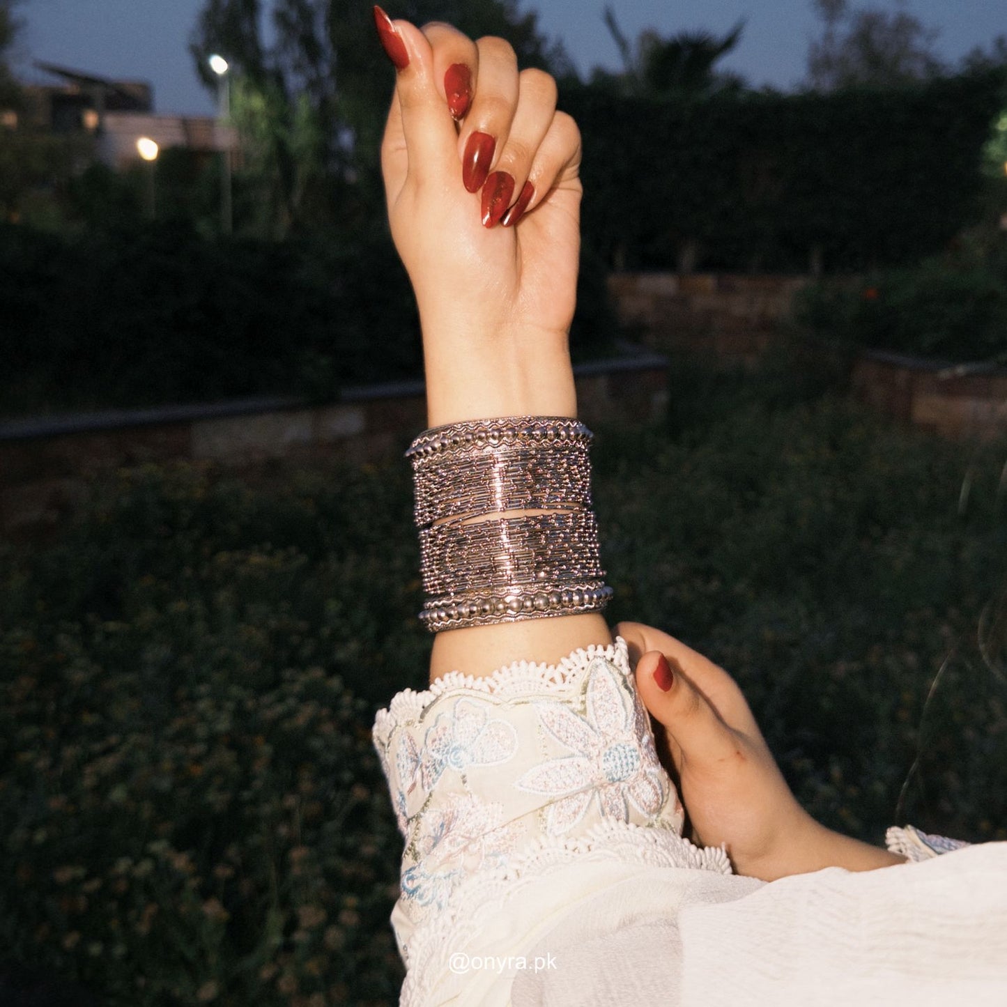 Classic Metal Bangles Set